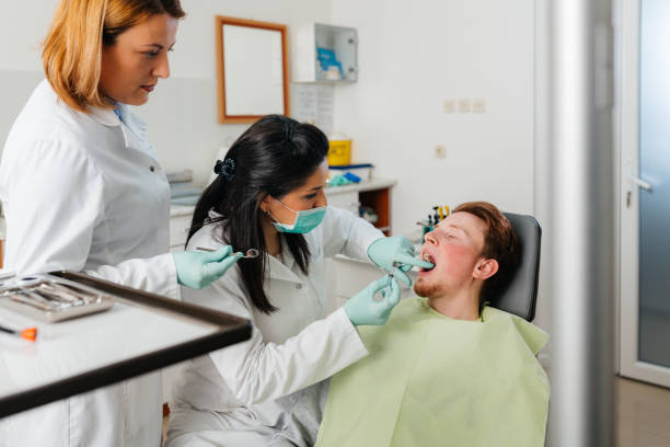 Best Emergency Dental Care for Broken or Chipped Teeth in Richnd Heights, MO
